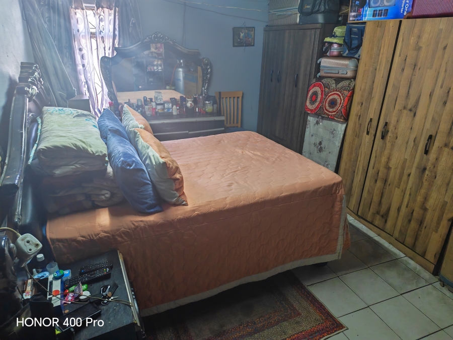 2 Bedroom Property for Sale in Sercor Park Western Cape